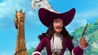 Peter Pan - Neue Abenteuer – Captain Hook in Hab-Acht-Stellung.