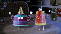 Unser Sandmännchen – Alles ist geschmückt und die Küchenbewohner führen ein kleines Programm vor mit Tanz, Akrobatik und Zauberei.