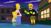 Die Simpsons – "Die Simpsons", "Der Winter unseres monetarisierten Vergnügens." Homer ist peinlich berührt, als er von Sportreporter Anger Watkins wegen einer kleinen Wissenslücke vor laufender Kamera vorgeführt wird. Verärgert befolgt er Marges Rat und entwickelt seine eigene Sportsendung fürs Internet. Als stattdessen jedoch ein Video online geht, auf dem sich Homer und Bart prügeln, treffen Vater und Sohn damit unbewusst den Nerv der Zeit. Binnen kurzem erlangen die beiden Kultstatus im Netz und träumen schon vom großen Geld. Doch der Ruhm hat seinen Preis.