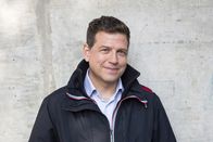 Engel fragt – Moderator Philipp Engel.