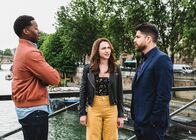 God Friended Me – (v.li.): Brandon Micheal Hall (Miles Finer), Violett Beane (Cara), Adam Goldberg (Simon Hayes).