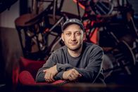 SchrottUp! – SchrottUp Staffel 1 Folge 3 Grenchen (SO). Mit Verena Stücki und Aaron Gaspar Aron Gaspard 2024 Copyright: SRF/RTS/David Wagnières