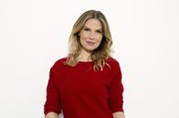 Doc Fischer – SÜDWESTRUNDFUNK Doc Fischer - Moderatorin Julia Fischer Mit "Doc Fischer" gibt es ein neues Gesundheitsmagazin im SWR Fernsehen. Die Ärztin und Journalistin Dr. Julia Fischer präsentiert jeden Montag neueste medizinische Erkenntnisse und Behandlungsmethoden und gibt Tipps, wie man fit und gesund bleiben kann.