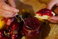 Zu Tisch ... – Zwiebelkonfitüre