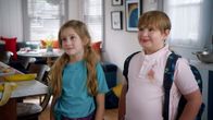 Perfect Storm – Emma (Lilou Roy-Lanouette, re.), Jules (Joey Bélanger, li.)