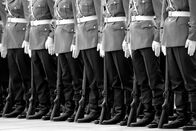 ZDF-History – Deutsche Soldaten – sie stehen heute in einem Spannungsverhältnis zwischen historischen Brüchen und Kontinuitäten.