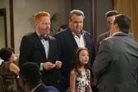 Modern Family – Modern Family (2015)