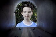 Young Sheldon – Nachdem ein NASA-Wissenschaftler Sheldons (Iain Armitage) wissenschaftlichen Überlegungen nicht genug Beachtung geschenkt hat, setzt er alles in Bewegung, um dem Mann zu beweisen, dass er doch Recht hat ...
