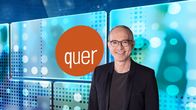 quer – Key Visual Sendereihenbild mit Typo zu "quer", dem kritischen und satirischen Wochenmagazins. Hintergründig, politisch, bayerisch mit Christoph Süß.