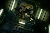 Life – Life Sie versuchen die unberechenbare Bedrohung zu bannen: Jake Gyllenhaal als David Jordan, Rebecca Ferguson als Miranda North Copyright: SRF/2017 CTMG, Inc.