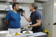 In Teufels Küche mit Gordon Ramsay – Gordon Ramsay (r.)