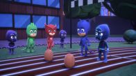PJ Masks - Pyjamahelden – L-R: Second from left: Gekko, third from left: Owlette, first from right: Night Njinja, second from right: Catboy