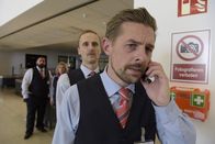 Check Check – Harald (Jan Georg Schütte, hinten); Jan Rothe (Klaas Heufer-Umlauf, vorne)