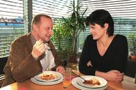 Kommissar Rex – Martin Weinek (Fritz Kunz), Eva Maria Marold (Marions Nachbarin).