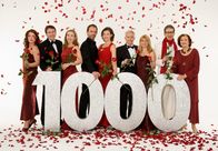 Rote Rosen – v.l.n.r. Maria Fuchs, Hermann Toelcke, Birgit Würz, Nicolas König, Mona Klare, Gerry Hungbauer, Roswitha Schreiner, Rolf Zacher und Brigitte Antonius.