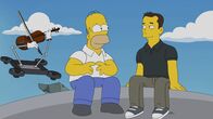 Die Simpsons – Sehr zu Homers (l.) Freude sorgt Elon (r.) nicht nur für ein ausgezeichnetes Essen ...