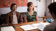 Love Child – Johnny Lowry (Ryan Corr, l.); Shirley Ryan (Ella Scott Lynch, r.)