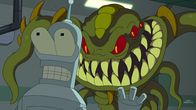 Futurama – Die Planet-Express-Crew ist mal wieder heillos zerstritten. Um die Firmenharmonie wieder herzustellen, wird ein Firmenausflug zum Zwecke der Teambildung unternommen. Doch der endet anders als geplant, als plötzlich ein Monster (r.) hinter Bender (l.) auftaucht ...