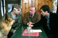 Kommissar Rex – (v.li.) Janek Rieke (Kobera), Martin Weinek (Fritz Kunz), Alexander Pschill (Marc Hoffmann).