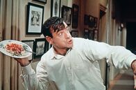 Ein seltsames Paar – Oscar (Walter Matthau) scheint das Essen nicht besonders gut zu schmecken