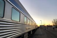 Mit dem Zug ... – Der Zug "The Canadian" im Sonnenuntergang – auf der Fahrt von Toronto nach Vancouver.