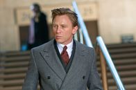 Dream House – Nachdem Will Atenton (Daniel Craig) mit seiner Familie in ein neues Haus auf dem Land gezogen ist, passieren seltsame Dinge ...