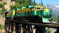 Traumzüge – Der Alaska-Express befährt die Strecken Yukon Route und White Pass im hohen Norden Amerikas. Auf seiner Tour bietet er den Fahrgästen ein atemberaubendes Landschaftspanorama.