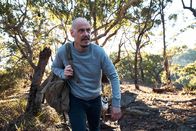 Mr. Inbetween – Ray Shoesmith (Scott Ryan)