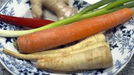 Doc Fischer – Kann Essen von innen wärmen? „Ja", sagt die Traditionelle Chinesische Medizin, abgekürzt TCM. Welche Lebensmittel dazu gehören und wie sie wirken. Doc Fischer gibt Antworten.