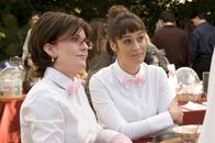 Party Down – Lydia Dufree (Megan Mullally, l.); Casey Klein (Lizzy Caplan, r.)