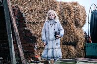 Die Heimsuchung – Ihr Schicksal lässt ihn nicht los: Das verschwundene Mädchen Lara (Luise Kretschmer) erscheint immer wieder in Bens Träumen.