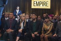 Empire – v.r.) können nicht glauben, dass Lucious (Terrence Howard, hinten) Hakeem offen bei der Hauptversammlung angreift und alles tut, um jegliches Vertrauen in seine Kompetenz als CEO zu erschüttern ...