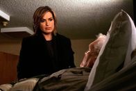 Law & Order: Special Victims Unit – Der sterbene Judson Tierney (Brian Dennehy) möchte kurz vor seinem Tod noch einiges beichten. Doch was hat er Detective Olivia Benson (Mariska Hargitay) zu sagen?
