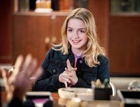 Young Sheldon – Paige Swanson (Mckenna Grace)