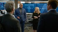 Bull – Chunk Palmer (Christopher Jackson, l.); Marissa Morgen (Geneva Carr, r.)