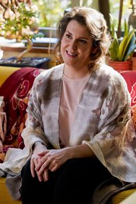 Young Sheldon – Professor Ericson (Melanie Lynskey)