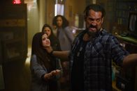 Charmed – (v.l.n.r.) Maggie Vera (Sarah Jeffery); Mel Vera (Melonie Diaz); Macy Vaughn (Madeleine Mantock); Dante (Matthew Willig)