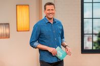 Kaffee oder Tee – Moderator Jens Hübschen präsentiert Gesundheitstipps, Rezepte, Ratschläge, Freizeitanregungen und Unterhaltung.