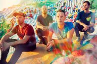 Coldplay: A Head Full of Dreams – Die Mitglieder von Coldplay, einer der größten Bands der Welt, erzählen zum ersten Mal ihre Geschichte – mit ihren eigenen Worten.