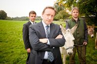 Inspector Barnaby – v.li.: DS Ben Jones (Jason Hughes), DCI John Barnaby (Neil Dudgeon), Sam Tomlin (Thomas Arnold).
