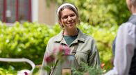 Sturm der Liebe – Fanny (Johana Graen) kommt auf eine Idee, wie sie das Projekt mit Vincent retten könnte.