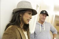 Storage Wars - Geschäfte in Kanada – Bieterin Ursula Stolf