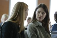 Homeland – Carrie Mathison (Claire Danes, l.); Jenna Bragg (Andrea Deck, r.)