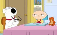 Family Guy – Brian (l.) geht Stewie (r.) mal wieder gehörig auf die Nerven, indem er eine Brille trägt. Da er diese partout nicht absetzen möchte, muss Stewie zu drastischen Mitteln greifen ...