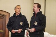 Navy CIS – Leroy Jethro Gibbs (Mark Harmon, l.); Timothy McGee (Sean Murray, r.)