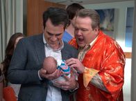 Modern Family – L-R: Phil Dunphy (Ty Burrell), Cameron Tucker (Eric Stonestreet)