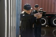 Navy CIS – Ellie Bishop (Emily Wickersham, l.); Leroy Jethro Gibbs (Mark Harmon, r.)
