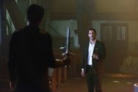 Lucifer – Lucifer (Tom Ellis) muss sich seinem Bruder Uriel entgegenstellen, als dieser auf die Erde kommt, um Lucifer dazu zu bringen, seinen Teil des Deals mit Gott einzuhalten. Oder verfolgt Uriel ein ganz anderes Ziel?