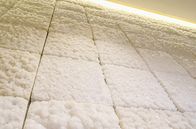 Wunderstoffe – Salz-Paneele im Luma-Turm in Arles: Etwa zwei Wochen dauert der Kristallisationsprozess der Paneele. Das Projekt zeigt, dass Salz als Baumaterial funktionieren kann.