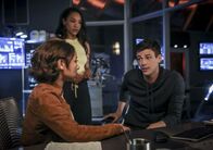 The Flash – L-R: Nora (Jessica Parker Kennedy); Iris (Candice Patton); Barry (Grant Gustin)